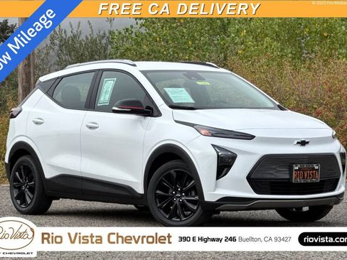 Used 2023 Chevrolet Bolt EUV LT w/ Redline Edition FWD image 1