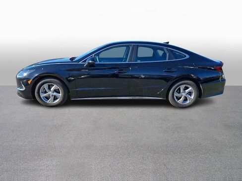 Used 2023 Hyundai Sonata SE w/ Preferred Accessory Package FWD image 7