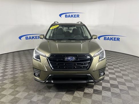 Used 2024 Subaru Forester Premium AWD/4WD image 3