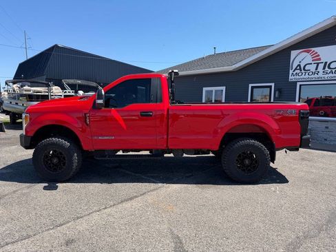 Used 2019 Ford F350 XLT w/ XLT Value Package AWD/4WD image 2