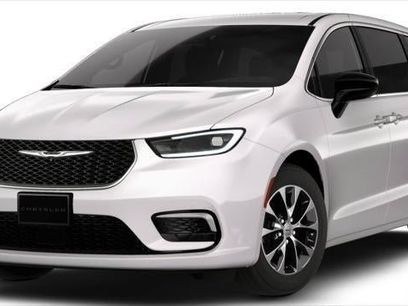 New 2026 Chrysler Pacifica Select