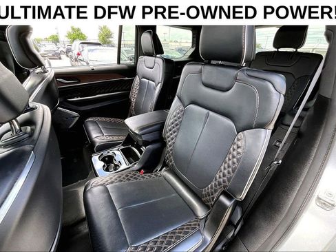 Used 2021 Jeep Grand Cherokee L Summit w/ Advanced Protech Group IV AWD/4WD image 33