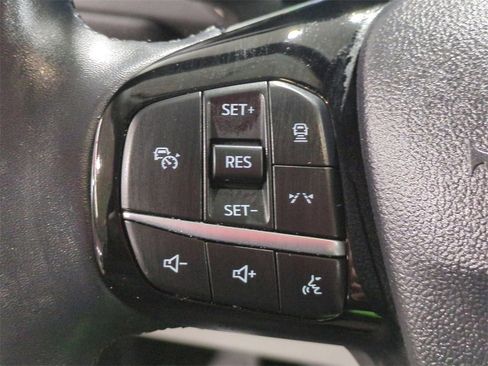 Used 2023 Ford Escape Platinum image 19