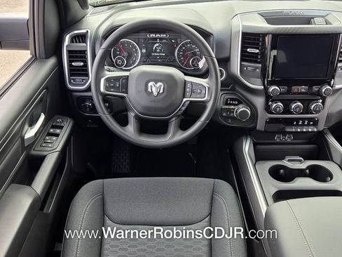 New 2026 RAM 1500 Express AWD/4WD image 7