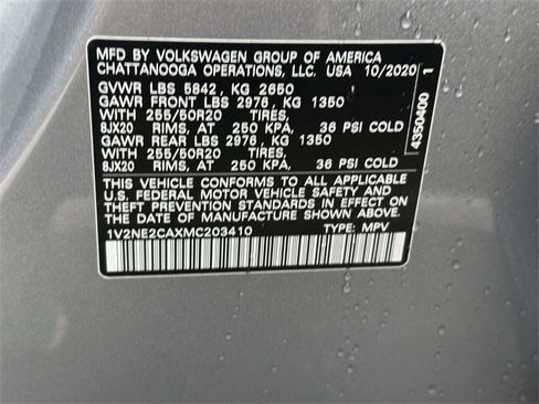 Certified 2021 Volkswagen Atlas Cross Sport SE image 22