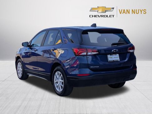 Used 2023 Chevrolet Equinox LS w/ LS Convenience Package FWD image 7