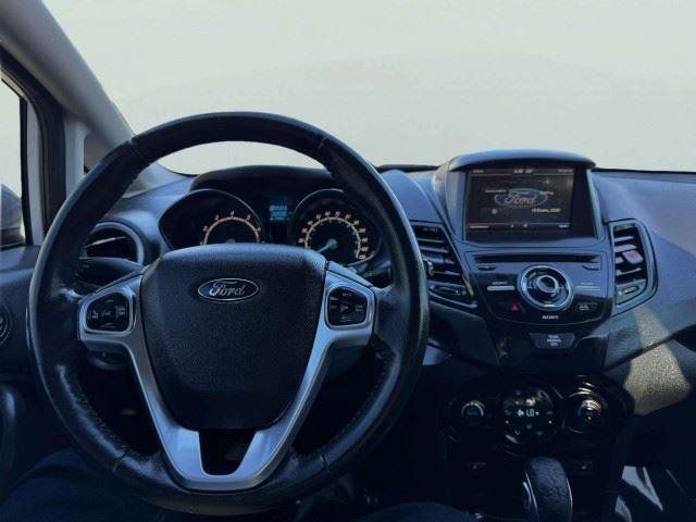 Used 2014 Ford Fiesta Titanium FWD image 29