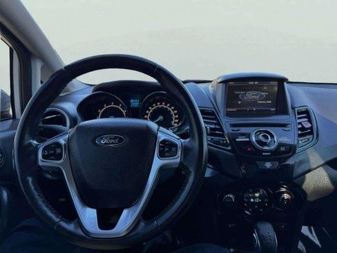 Used 2014 Ford Fiesta Titanium FWD image 29