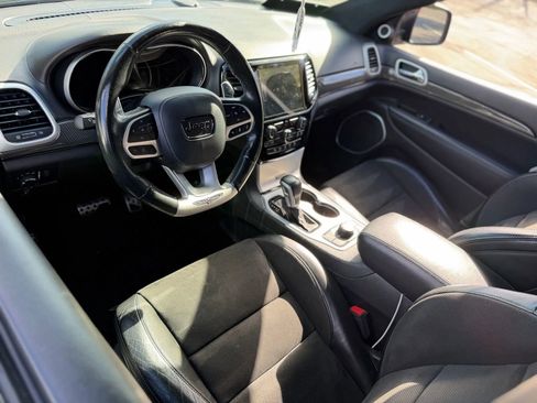 Used 2020 Jeep Grand Cherokee Trackhawk w/ Trailer Tow Group IV image 21