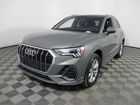 Used 2025 Audi Q3 2.0T Premium image 7