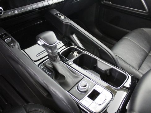 Used 2021 Kia Telluride EX w/ EX Premium Package image 17