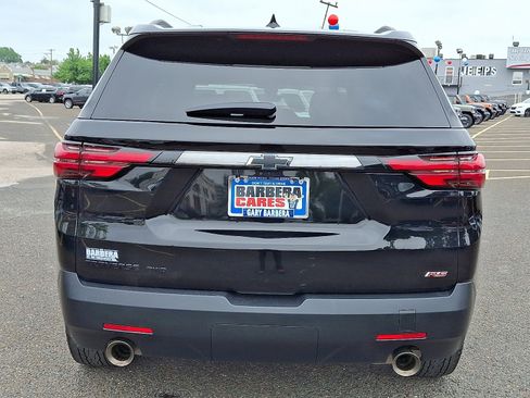 Used 2023 Chevrolet Traverse RS image 5