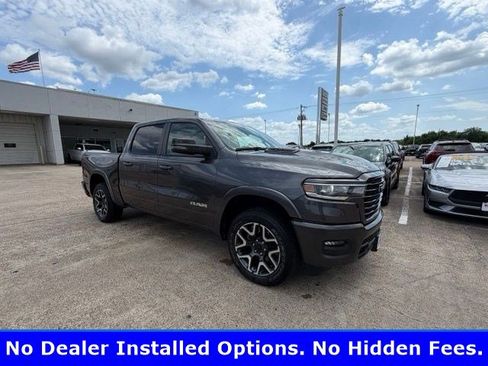 Used 2025 RAM 1500 Laramie w/ Sport Appearance Package AWD/4WD image 5