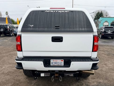 Used 2015 GMC Sierra 2500 Denali w/ Duramax Plus Package image 5