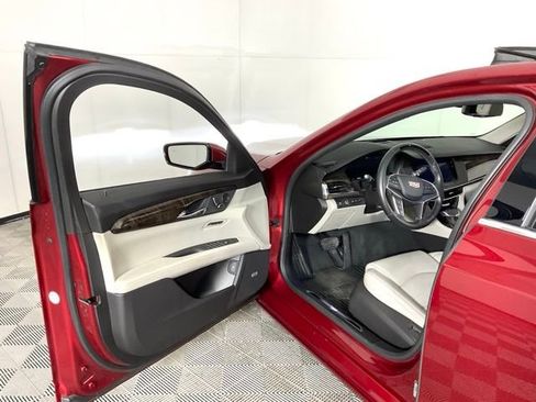 Used 2018 Cadillac CT6 Premium Luxury w/ Super Cruise Package image 24