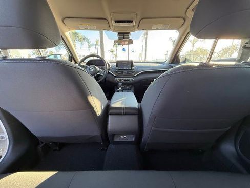 New 2025 Nissan Altima 2.5 SV image 12