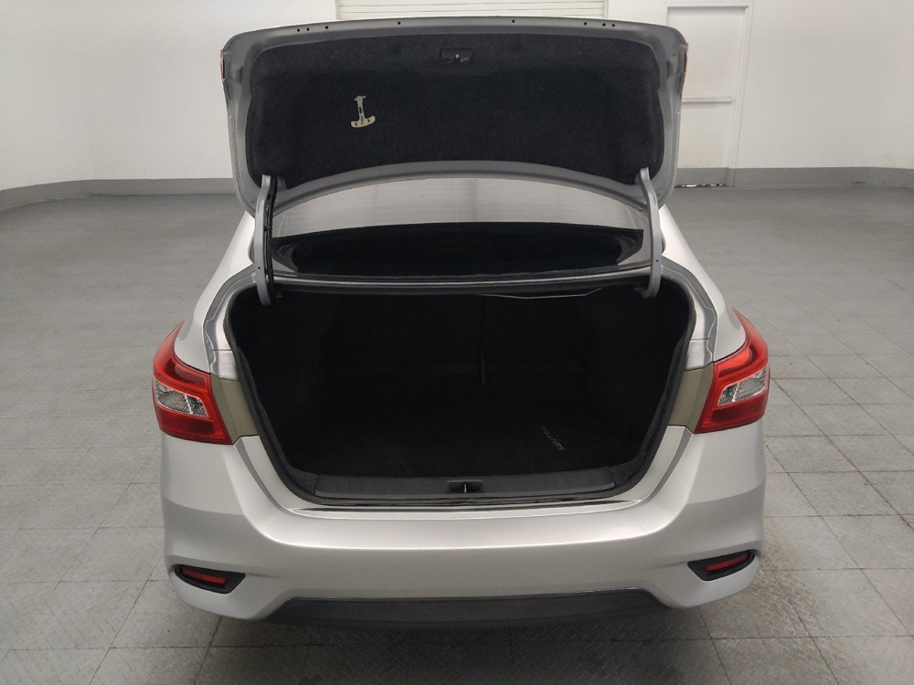 Used 2017 Nissan Sentra SV FWD image 29