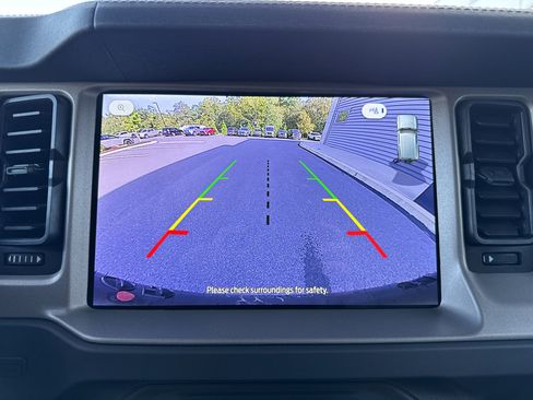 New 2025 Ford Bronco Outer Banks w/ Sasquatch Package image 14