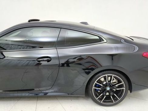Used 2026 BMW M440i Coupe RWD image 11