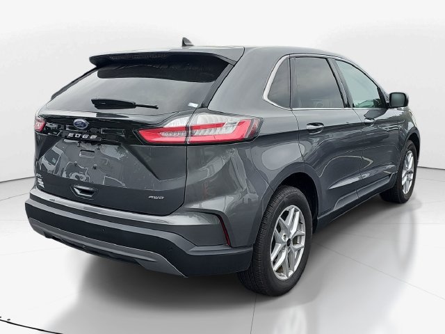 Used 2024 Ford Edge SEL AWD/4WD image 3
