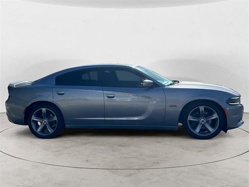 Used 2018 Dodge Charger R/T image 6