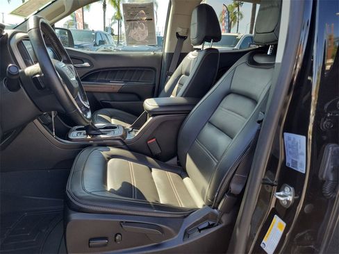 Used 2022 GMC Canyon Denali w/ Denali Black Edition Package image 18