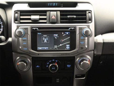 Used 2016 Toyota 4Runner SR5 image 23