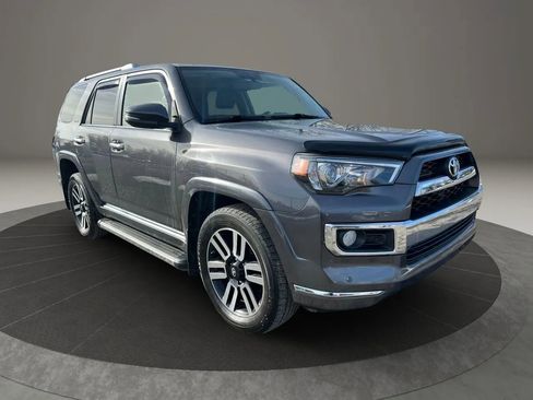 Used 2018 Toyota 4Runner TRD Pro image 3