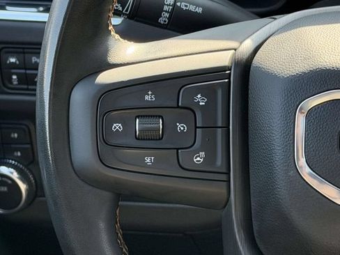 Used 2023 GMC Yukon XL AT4 w/ Technology Package AWD/4WD image 19