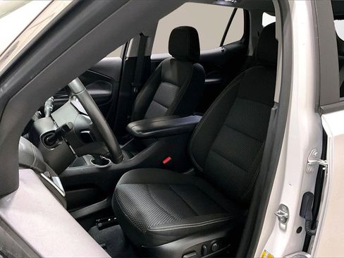 Used 2023 GMC Terrain SLE w/ Driver Convenience Package image 21