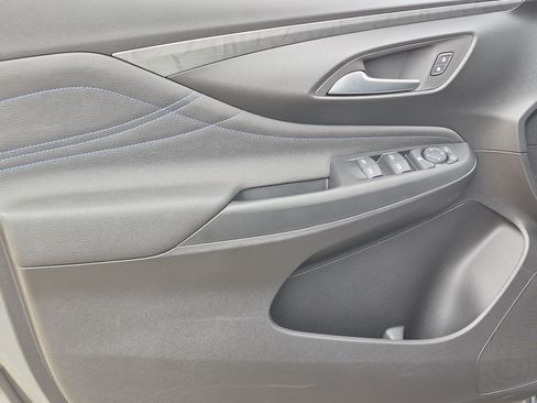 New 2026 Buick Envista Sport Touring w/ Convenience I Package FWD image 22
