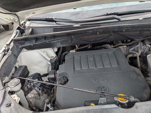 Used 2015 Toyota Highlander Limited image 24