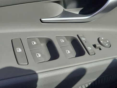 New 2026 Hyundai Elantra Sport FWD image 14