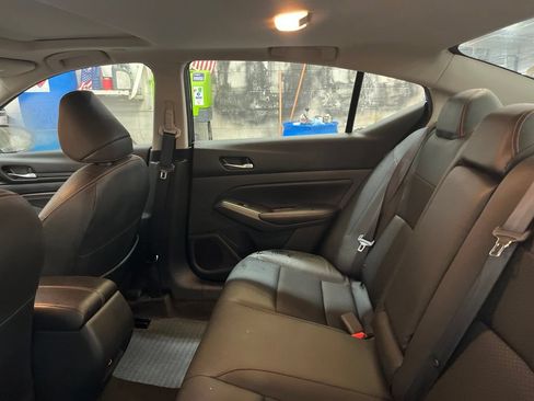 Used 2022 Nissan Altima 2.0 SR FWD image 19