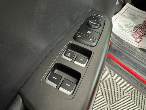 Used 2021 Kia Sportage LX w/ LX AWD Popular Package image 38