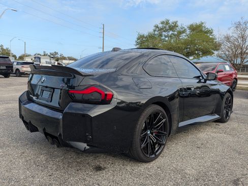 Used 2025 BMW M2 w/ Lighting Package image 4