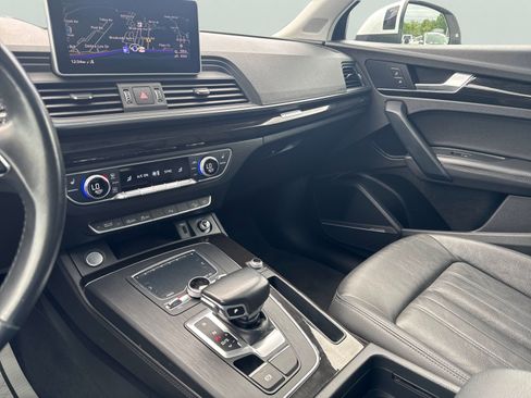 Used 2020 Audi Q5 2.0T Premium Plus w/ Premium Plus Package AWD/4WD image 21