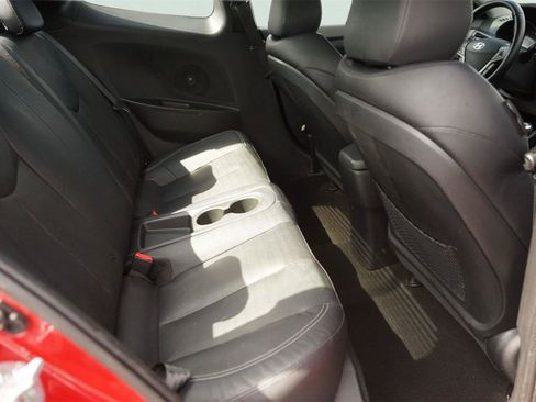 Used 2015 Hyundai Veloster Turbo w/ Option Group 04 FWD image 14