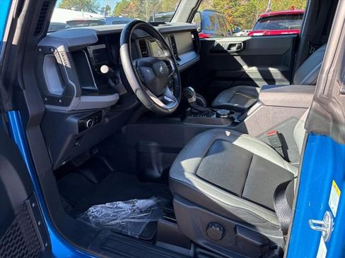 Used 2023 Ford Bronco Big Bend image 15