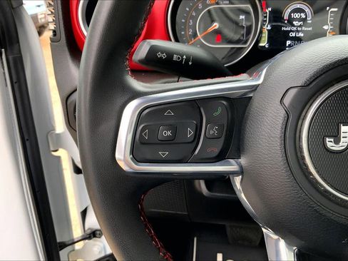 Used 2023 Jeep Wrangler Unlimited Rubicon AWD/4WD image 22