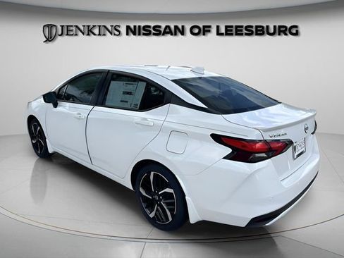 New 2025 Nissan Versa SR w/ Trunk Package image 7