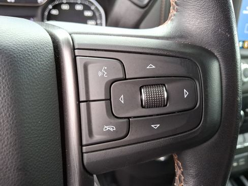 Certified 2021 GMC Sierra 1500 AT4 w/ AT4 Preferred Package image 22