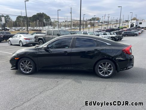 Used 2021 Honda Civic EX image 4