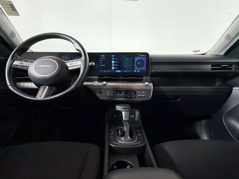 Used 2024 Hyundai Kona SEL AWD/4WD image 14