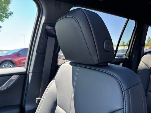 New 2026 GMC Acadia Elevation w/ Elevation Premium Package FWD image 46
