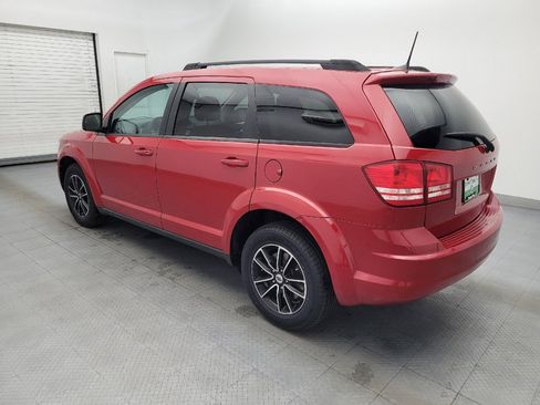 Used 2018 Dodge Journey SE w/ Connectivity Group FWD image 3