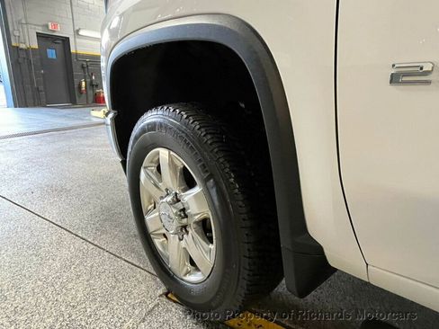 Used 2020 Chevrolet Silverado 2500 LTZ image 13