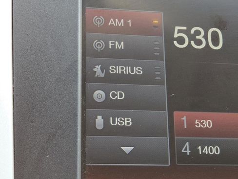 Used 2016 Ford Fusion SE FWD image 27