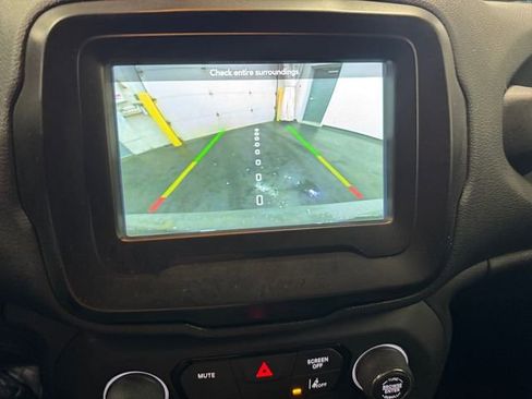 Used 2021 Jeep Renegade Sport AWD/4WD image 22