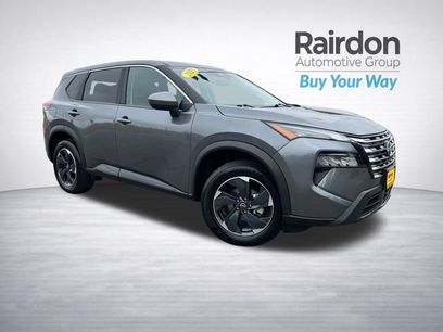 Used 2025 Nissan Rogue SV